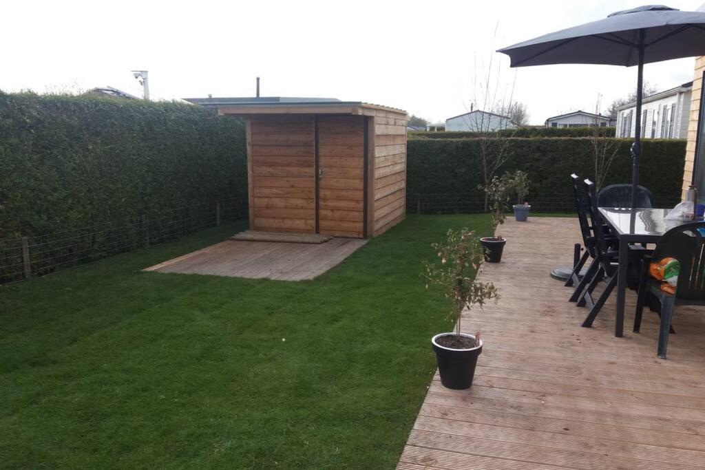 Luxe Vakantie Bungalow Met 3 Slaapkamers Dronrijp 외부 사진